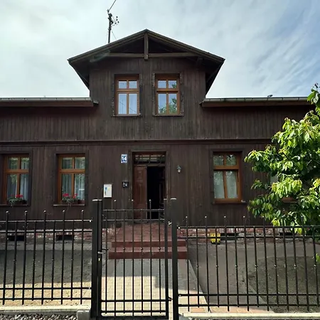 Przedzamcze Apartmán *