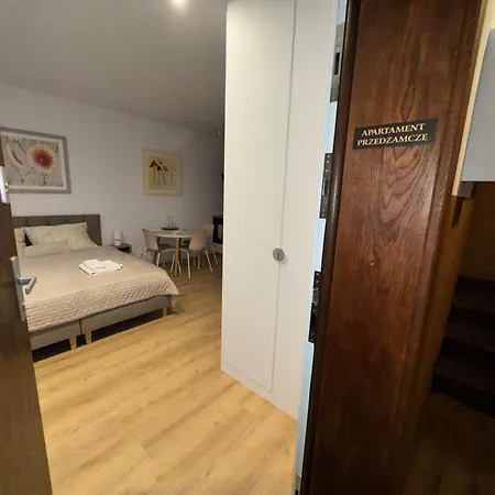 Przedzamcze Apartmán